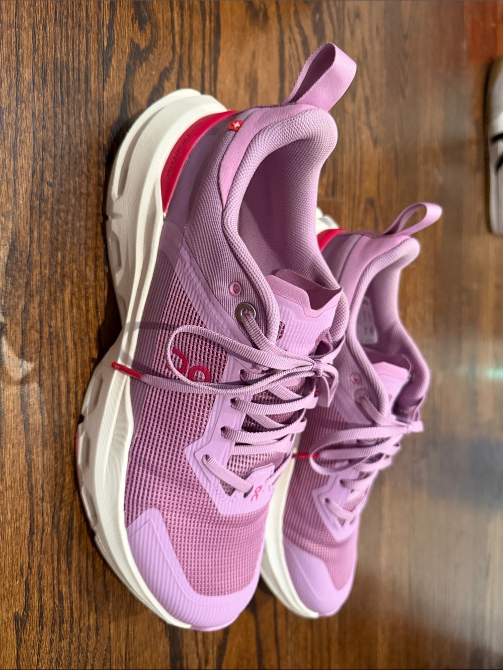On Running Women's Lavender/Pink Cloudpulse Next Running Shoes - size 9 - Picture 4 of 6